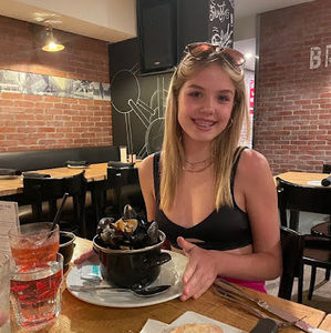 Meet your Posher, Natalie